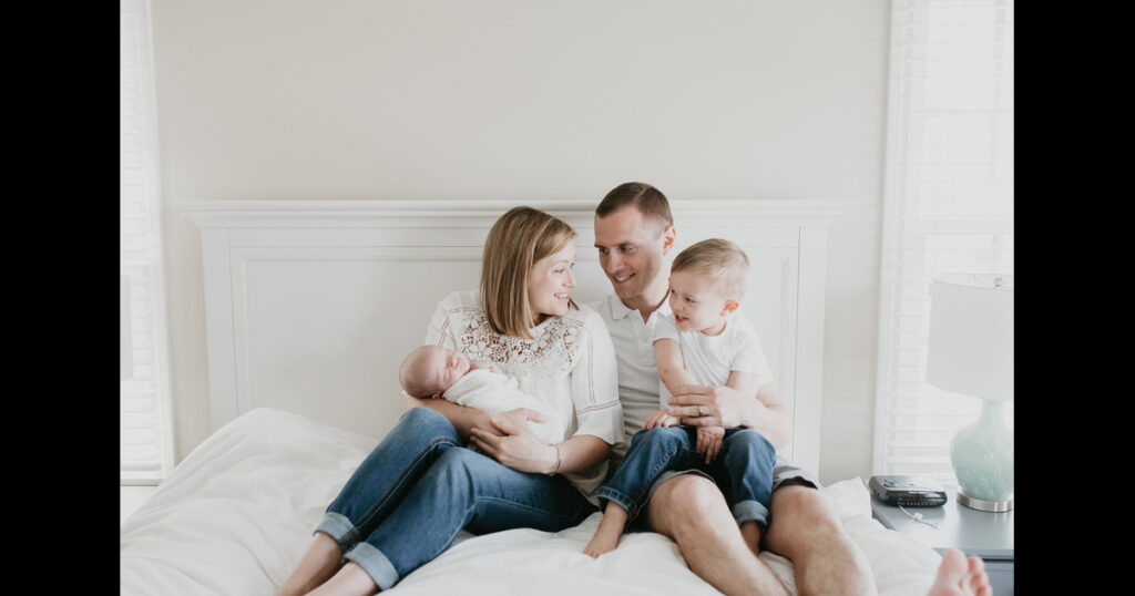 What is Lifestyle Newborn Photography?