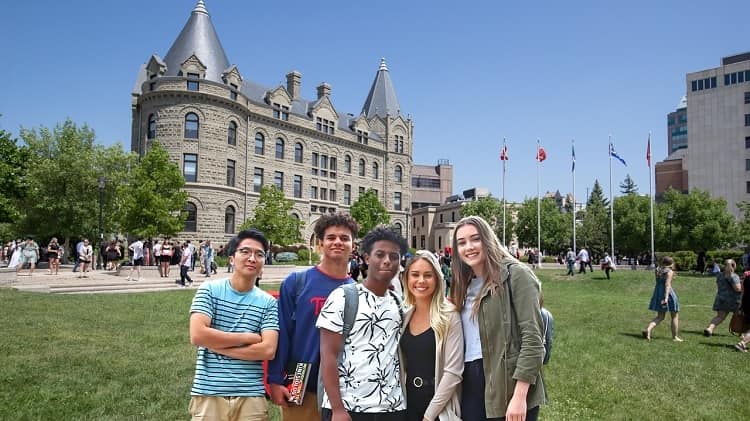 University of Winnipeg Scholarships for International Students