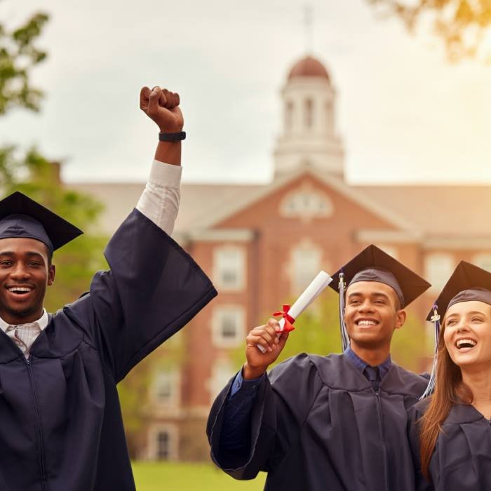 Unlock Your Potential with the Academic Excellence Scholarship at UH